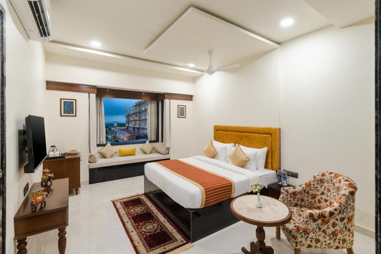 Traavista Aravali Mahal Udaipur Exterior foto