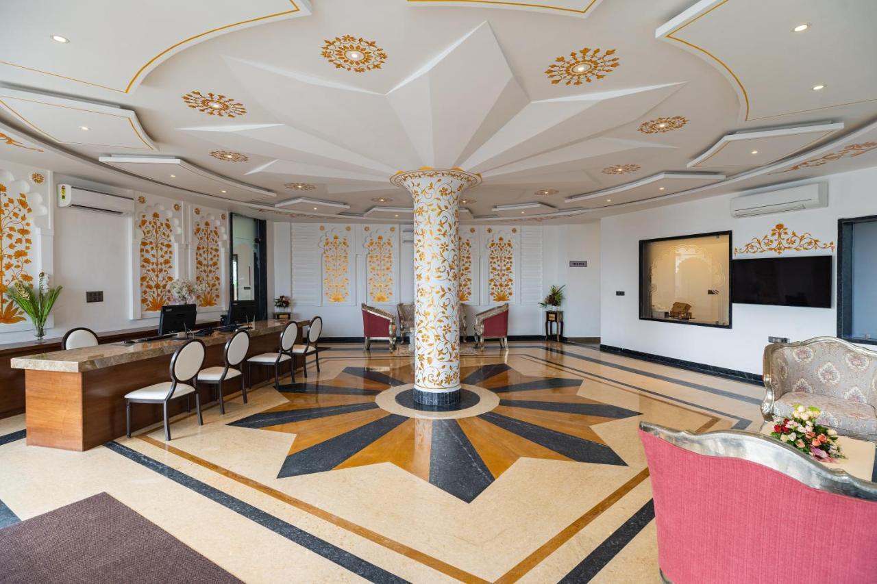 Traavista Aravali Mahal Udaipur Exterior foto