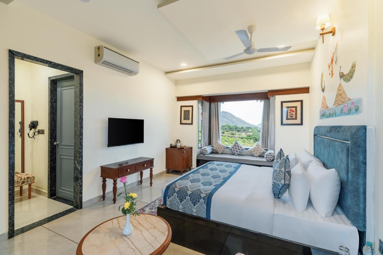 Traavista Aravali Mahal Udaipur Exterior foto